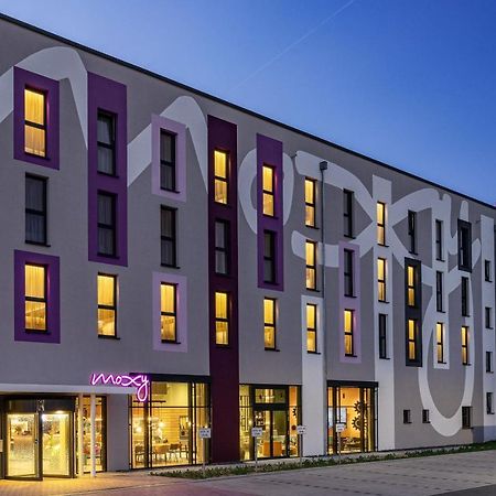 Moxy 짐메른 외부 사진