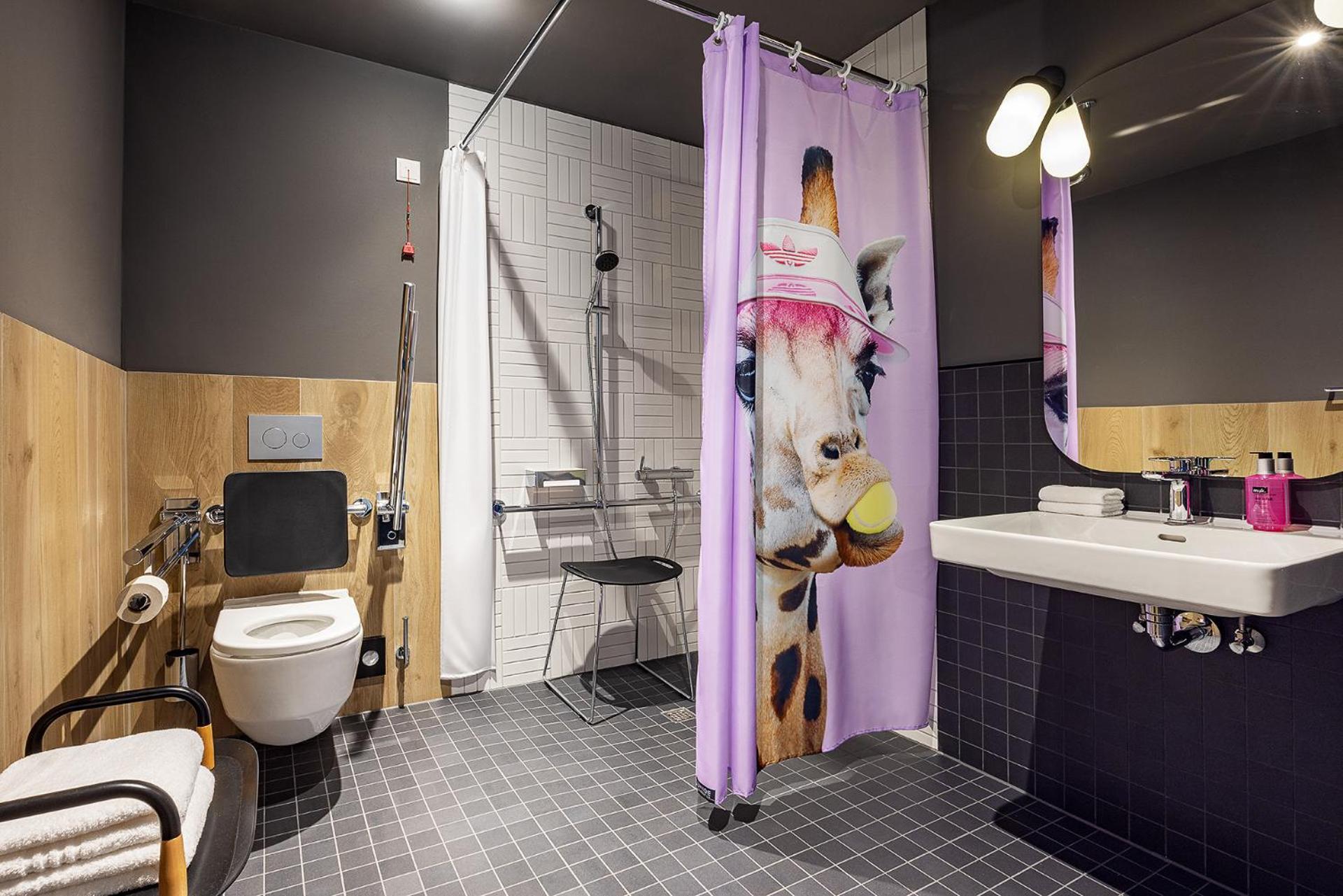 Moxy 짐메른 외부 사진